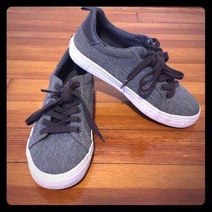 Old Navy Boys Sneakers